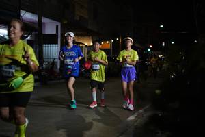 BIB: 1420
                            <button type="button" onclick="openModal(26222661)" class="btn btn-primary btn-sm float-right btn-popup" data-toggle="modal" data-target=".modal-high-quality">
                        <i class="fas fa-shopping-cart"></i> Add to Cart
                    </button>
                                            <button type="button" onclick="isThisMe(26222661, true)" class="btn btn-success btn-sm float-right btn-popup btn-isme hidden" data-toggle="tooltip" data-placement="bottom" title="นี่คือรูปของคุณใช่ไหม คลิกที่นี่เพื่อเอาเข้าอัลบั้ม">
                        <i class="fas fa-plus"></i> Add to album
                    </button>
                    <button type="button" onclick="isThisMe(26222661, false)" class="btn btn-warning btn-sm float-right btn-popup btn-isnotme hidden">
                        <i class="fas fa-ban"></i> Remove from album
                    </button>