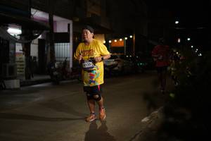 BIB: 4135
                            <button type="button" onclick="openModal(26221382)" class="btn btn-primary btn-sm float-right btn-popup" data-toggle="modal" data-target=".modal-high-quality">
                        <i class="fas fa-shopping-cart"></i> Add to Cart
                    </button>
                                            <button type="button" onclick="isThisMe(26221382, true)" class="btn btn-success btn-sm float-right btn-popup btn-isme hidden" data-toggle="tooltip" data-placement="bottom" title="นี่คือรูปของคุณใช่ไหม คลิกที่นี่เพื่อเอาเข้าอัลบั้ม">
                        <i class="fas fa-plus"></i> Add to album
                    </button>
                    <button type="button" onclick="isThisMe(26221382, false)" class="btn btn-warning btn-sm float-right btn-popup btn-isnotme hidden">
                        <i class="fas fa-ban"></i> Remove from album
                    </button>