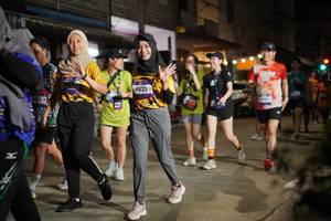 BIB: 4825
                            <button type="button" onclick="openModal(26256996)" class="btn btn-primary btn-sm float-right btn-popup" data-toggle="modal" data-target=".modal-high-quality">
                        <i class="fas fa-shopping-cart"></i> Add to Cart
                    </button>
                                            <button type="button" onclick="isThisMe(26256996, true)" class="btn btn-success btn-sm float-right btn-popup btn-isme hidden" data-toggle="tooltip" data-placement="bottom" title="นี่คือรูปของคุณใช่ไหม คลิกที่นี่เพื่อเอาเข้าอัลบั้ม">
                        <i class="fas fa-plus"></i> Add to album
                    </button>
                    <button type="button" onclick="isThisMe(26256996, false)" class="btn btn-warning btn-sm float-right btn-popup btn-isnotme hidden">
                        <i class="fas fa-ban"></i> Remove from album
                    </button>