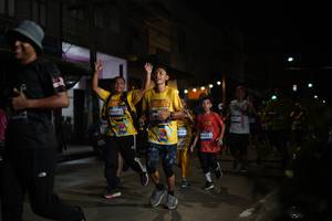 BIB: 4051, 4553
                            <button type="button" onclick="openModal(26222304)" class="btn btn-primary btn-sm float-right btn-popup" data-toggle="modal" data-target=".modal-high-quality">
                        <i class="fas fa-shopping-cart"></i> Add to Cart
                    </button>
                                            <button type="button" onclick="isThisMe(26222304, true)" class="btn btn-success btn-sm float-right btn-popup btn-isme hidden" data-toggle="tooltip" data-placement="bottom" title="นี่คือรูปของคุณใช่ไหม คลิกที่นี่เพื่อเอาเข้าอัลบั้ม">
                        <i class="fas fa-plus"></i> Add to album
                    </button>
                    <button type="button" onclick="isThisMe(26222304, false)" class="btn btn-warning btn-sm float-right btn-popup btn-isnotme hidden">
                        <i class="fas fa-ban"></i> Remove from album
                    </button>