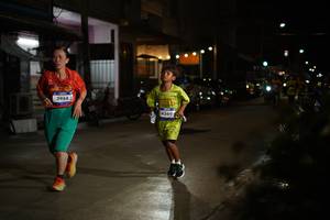 BIB: 3988, 4369
                            <button type="button" onclick="openModal(26221343)" class="btn btn-primary btn-sm float-right btn-popup" data-toggle="modal" data-target=".modal-high-quality">
                        <i class="fas fa-shopping-cart"></i> Add to Cart
                    </button>
                                            <button type="button" onclick="isThisMe(26221343, true)" class="btn btn-success btn-sm float-right btn-popup btn-isme hidden" data-toggle="tooltip" data-placement="bottom" title="นี่คือรูปของคุณใช่ไหม คลิกที่นี่เพื่อเอาเข้าอัลบั้ม">
                        <i class="fas fa-plus"></i> Add to album
                    </button>
                    <button type="button" onclick="isThisMe(26221343, false)" class="btn btn-warning btn-sm float-right btn-popup btn-isnotme hidden">
                        <i class="fas fa-ban"></i> Remove from album
                    </button>