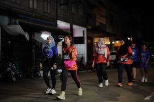 BIB: 
                            <button type="button" onclick="openModal(26249444)" class="btn btn-primary btn-sm float-right btn-popup" data-toggle="modal" data-target=".modal-high-quality">
                        <i class="fas fa-shopping-cart"></i> Add to Cart
                    </button>
                                            <button type="button" onclick="isThisMe(26249444, true)" class="btn btn-success btn-sm float-right btn-popup btn-isme hidden" data-toggle="tooltip" data-placement="bottom" title="นี่คือรูปของคุณใช่ไหม คลิกที่นี่เพื่อเอาเข้าอัลบั้ม">
                        <i class="fas fa-plus"></i> Add to album
                    </button>
                    <button type="button" onclick="isThisMe(26249444, false)" class="btn btn-warning btn-sm float-right btn-popup btn-isnotme hidden">
                        <i class="fas fa-ban"></i> Remove from album
                    </button>