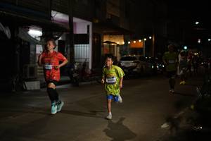 BIB: 1605
                            <button type="button" onclick="openModal(26221278)" class="btn btn-primary btn-sm float-right btn-popup" data-toggle="modal" data-target=".modal-high-quality">
                        <i class="fas fa-shopping-cart"></i> Add to Cart
                    </button>
                                            <button type="button" onclick="isThisMe(26221278, true)" class="btn btn-success btn-sm float-right btn-popup btn-isme hidden" data-toggle="tooltip" data-placement="bottom" title="นี่คือรูปของคุณใช่ไหม คลิกที่นี่เพื่อเอาเข้าอัลบั้ม">
                        <i class="fas fa-plus"></i> Add to album
                    </button>
                    <button type="button" onclick="isThisMe(26221278, false)" class="btn btn-warning btn-sm float-right btn-popup btn-isnotme hidden">
                        <i class="fas fa-ban"></i> Remove from album
                    </button>