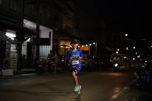 BIB: 576
                            <button type="button" onclick="openModal(26220832)" class="btn btn-primary btn-sm float-right btn-popup" data-toggle="modal" data-target=".modal-high-quality">
                        <i class="fas fa-shopping-cart"></i> Add to Cart
                    </button>
                                            <button type="button" onclick="isThisMe(26220832, true)" class="btn btn-success btn-sm float-right btn-popup btn-isme hidden" data-toggle="tooltip" data-placement="bottom" title="นี่คือรูปของคุณใช่ไหม คลิกที่นี่เพื่อเอาเข้าอัลบั้ม">
                        <i class="fas fa-plus"></i> Add to album
                    </button>
                    <button type="button" onclick="isThisMe(26220832, false)" class="btn btn-warning btn-sm float-right btn-popup btn-isnotme hidden">
                        <i class="fas fa-ban"></i> Remove from album
                    </button>