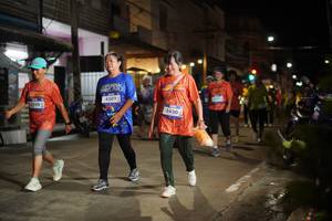 BIB: 4502, 3290, 3430
                            <button type="button" onclick="openModal(26255097)" class="btn btn-primary btn-sm float-right btn-popup" data-toggle="modal" data-target=".modal-high-quality">
                        <i class="fas fa-shopping-cart"></i> Add to Cart
                    </button>
                                            <button type="button" onclick="isThisMe(26255097, true)" class="btn btn-success btn-sm float-right btn-popup btn-isme hidden" data-toggle="tooltip" data-placement="bottom" title="นี่คือรูปของคุณใช่ไหม คลิกที่นี่เพื่อเอาเข้าอัลบั้ม">
                        <i class="fas fa-plus"></i> Add to album
                    </button>
                    <button type="button" onclick="isThisMe(26255097, false)" class="btn btn-warning btn-sm float-right btn-popup btn-isnotme hidden">
                        <i class="fas fa-ban"></i> Remove from album
                    </button>