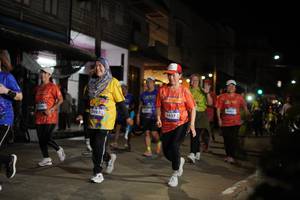 BIB: 3427, 3983
                            <button type="button" onclick="openModal(26251675)" class="btn btn-primary btn-sm float-right btn-popup" data-toggle="modal" data-target=".modal-high-quality">
                        <i class="fas fa-shopping-cart"></i> Add to Cart
                    </button>
                                            <button type="button" onclick="isThisMe(26251675, true)" class="btn btn-success btn-sm float-right btn-popup btn-isme hidden" data-toggle="tooltip" data-placement="bottom" title="นี่คือรูปของคุณใช่ไหม คลิกที่นี่เพื่อเอาเข้าอัลบั้ม">
                        <i class="fas fa-plus"></i> Add to album
                    </button>
                    <button type="button" onclick="isThisMe(26251675, false)" class="btn btn-warning btn-sm float-right btn-popup btn-isnotme hidden">
                        <i class="fas fa-ban"></i> Remove from album
                    </button>