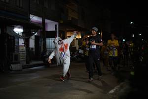 BIB: 
                            <button type="button" onclick="openModal(26222298)" class="btn btn-primary btn-sm float-right btn-popup" data-toggle="modal" data-target=".modal-high-quality">
                        <i class="fas fa-shopping-cart"></i> Add to Cart
                    </button>
                                            <button type="button" onclick="isThisMe(26222298, true)" class="btn btn-success btn-sm float-right btn-popup btn-isme hidden" data-toggle="tooltip" data-placement="bottom" title="นี่คือรูปของคุณใช่ไหม คลิกที่นี่เพื่อเอาเข้าอัลบั้ม">
                        <i class="fas fa-plus"></i> Add to album
                    </button>
                    <button type="button" onclick="isThisMe(26222298, false)" class="btn btn-warning btn-sm float-right btn-popup btn-isnotme hidden">
                        <i class="fas fa-ban"></i> Remove from album
                    </button>