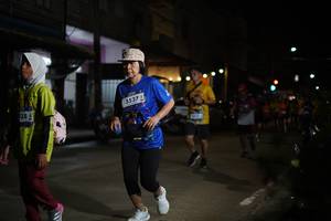 BIB: 3527
                            <button type="button" onclick="openModal(26223014)" class="btn btn-primary btn-sm float-right btn-popup" data-toggle="modal" data-target=".modal-high-quality">
                        <i class="fas fa-shopping-cart"></i> Add to Cart
                    </button>
                                            <button type="button" onclick="isThisMe(26223014, true)" class="btn btn-success btn-sm float-right btn-popup btn-isme hidden" data-toggle="tooltip" data-placement="bottom" title="นี่คือรูปของคุณใช่ไหม คลิกที่นี่เพื่อเอาเข้าอัลบั้ม">
                        <i class="fas fa-plus"></i> Add to album
                    </button>
                    <button type="button" onclick="isThisMe(26223014, false)" class="btn btn-warning btn-sm float-right btn-popup btn-isnotme hidden">
                        <i class="fas fa-ban"></i> Remove from album
                    </button>