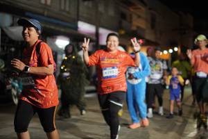 BIB: 2480, 4595
                            <button type="button" onclick="openModal(26256306)" class="btn btn-primary btn-sm float-right btn-popup" data-toggle="modal" data-target=".modal-high-quality">
                        <i class="fas fa-shopping-cart"></i> Add to Cart
                    </button>
                                            <button type="button" onclick="isThisMe(26256306, true)" class="btn btn-success btn-sm float-right btn-popup btn-isme hidden" data-toggle="tooltip" data-placement="bottom" title="นี่คือรูปของคุณใช่ไหม คลิกที่นี่เพื่อเอาเข้าอัลบั้ม">
                        <i class="fas fa-plus"></i> Add to album
                    </button>
                    <button type="button" onclick="isThisMe(26256306, false)" class="btn btn-warning btn-sm float-right btn-popup btn-isnotme hidden">
                        <i class="fas fa-ban"></i> Remove from album
                    </button>