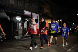 BIB: 4207
                            <button type="button" onclick="openModal(26249522)" class="btn btn-primary btn-sm float-right btn-popup" data-toggle="modal" data-target=".modal-high-quality">
                        <i class="fas fa-shopping-cart"></i> Add to Cart
                    </button>
                                            <button type="button" onclick="isThisMe(26249522, true)" class="btn btn-success btn-sm float-right btn-popup btn-isme hidden" data-toggle="tooltip" data-placement="bottom" title="นี่คือรูปของคุณใช่ไหม คลิกที่นี่เพื่อเอาเข้าอัลบั้ม">
                        <i class="fas fa-plus"></i> Add to album
                    </button>
                    <button type="button" onclick="isThisMe(26249522, false)" class="btn btn-warning btn-sm float-right btn-popup btn-isnotme hidden">
                        <i class="fas fa-ban"></i> Remove from album
                    </button>