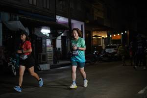 BIB: 493
                            <button type="button" onclick="openModal(26222734)" class="btn btn-primary btn-sm float-right btn-popup" data-toggle="modal" data-target=".modal-high-quality">
                        <i class="fas fa-shopping-cart"></i> Add to Cart
                    </button>
                                            <button type="button" onclick="isThisMe(26222734, true)" class="btn btn-success btn-sm float-right btn-popup btn-isme hidden" data-toggle="tooltip" data-placement="bottom" title="นี่คือรูปของคุณใช่ไหม คลิกที่นี่เพื่อเอาเข้าอัลบั้ม">
                        <i class="fas fa-plus"></i> Add to album
                    </button>
                    <button type="button" onclick="isThisMe(26222734, false)" class="btn btn-warning btn-sm float-right btn-popup btn-isnotme hidden">
                        <i class="fas fa-ban"></i> Remove from album
                    </button>