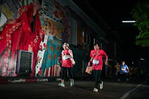 BIB: 1430
                            <button type="button" onclick="openModal(26267147)" class="btn btn-primary btn-sm float-right btn-popup" data-toggle="modal" data-target=".modal-high-quality">
                        <i class="fas fa-shopping-cart"></i> Add to Cart
                    </button>
                                            <button type="button" onclick="isThisMe(26267147, true)" class="btn btn-success btn-sm float-right btn-popup btn-isme hidden" data-toggle="tooltip" data-placement="bottom" title="นี่คือรูปของคุณใช่ไหม คลิกที่นี่เพื่อเอาเข้าอัลบั้ม">
                        <i class="fas fa-plus"></i> Add to album
                    </button>
                    <button type="button" onclick="isThisMe(26267147, false)" class="btn btn-warning btn-sm float-right btn-popup btn-isnotme hidden">
                        <i class="fas fa-ban"></i> Remove from album
                    </button>