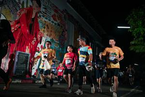 BIB: 2009, 4530
                            <button type="button" onclick="openModal(26266847)" class="btn btn-primary btn-sm float-right btn-popup" data-toggle="modal" data-target=".modal-high-quality">
                        <i class="fas fa-shopping-cart"></i> Add to Cart
                    </button>
                                            <button type="button" onclick="isThisMe(26266847, true)" class="btn btn-success btn-sm float-right btn-popup btn-isme hidden" data-toggle="tooltip" data-placement="bottom" title="นี่คือรูปของคุณใช่ไหม คลิกที่นี่เพื่อเอาเข้าอัลบั้ม">
                        <i class="fas fa-plus"></i> Add to album
                    </button>
                    <button type="button" onclick="isThisMe(26266847, false)" class="btn btn-warning btn-sm float-right btn-popup btn-isnotme hidden">
                        <i class="fas fa-ban"></i> Remove from album
                    </button>