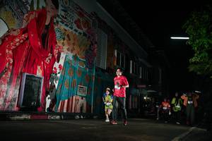 BIB: 
                            <button type="button" onclick="openModal(26266792)" class="btn btn-primary btn-sm float-right btn-popup" data-toggle="modal" data-target=".modal-high-quality">
                        <i class="fas fa-shopping-cart"></i> Add to Cart
                    </button>
                                            <button type="button" onclick="isThisMe(26266792, true)" class="btn btn-success btn-sm float-right btn-popup btn-isme hidden" data-toggle="tooltip" data-placement="bottom" title="นี่คือรูปของคุณใช่ไหม คลิกที่นี่เพื่อเอาเข้าอัลบั้ม">
                        <i class="fas fa-plus"></i> Add to album
                    </button>
                    <button type="button" onclick="isThisMe(26266792, false)" class="btn btn-warning btn-sm float-right btn-popup btn-isnotme hidden">
                        <i class="fas fa-ban"></i> Remove from album
                    </button>