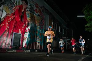 BIB: 105
                            <button type="button" onclick="openModal(26275526)" class="btn btn-primary btn-sm float-right btn-popup" data-toggle="modal" data-target=".modal-high-quality">
                        <i class="fas fa-shopping-cart"></i> Add to Cart
                    </button>
                                            <button type="button" onclick="isThisMe(26275526, true)" class="btn btn-success btn-sm float-right btn-popup btn-isme hidden" data-toggle="tooltip" data-placement="bottom" title="นี่คือรูปของคุณใช่ไหม คลิกที่นี่เพื่อเอาเข้าอัลบั้ม">
                        <i class="fas fa-plus"></i> Add to album
                    </button>
                    <button type="button" onclick="isThisMe(26275526, false)" class="btn btn-warning btn-sm float-right btn-popup btn-isnotme hidden">
                        <i class="fas fa-ban"></i> Remove from album
                    </button>