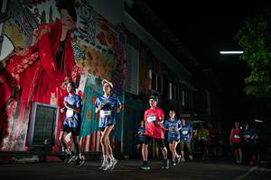 BIB: 086
                            <button type="button" onclick="openModal(26278420)" class="btn btn-primary btn-sm float-right btn-popup" data-toggle="modal" data-target=".modal-high-quality">
                        <i class="fas fa-shopping-cart"></i> Add to Cart
                    </button>
                                            <button type="button" onclick="isThisMe(26278420, true)" class="btn btn-success btn-sm float-right btn-popup btn-isme hidden" data-toggle="tooltip" data-placement="bottom" title="นี่คือรูปของคุณใช่ไหม คลิกที่นี่เพื่อเอาเข้าอัลบั้ม">
                        <i class="fas fa-plus"></i> Add to album
                    </button>
                    <button type="button" onclick="isThisMe(26278420, false)" class="btn btn-warning btn-sm float-right btn-popup btn-isnotme hidden">
                        <i class="fas fa-ban"></i> Remove from album
                    </button>