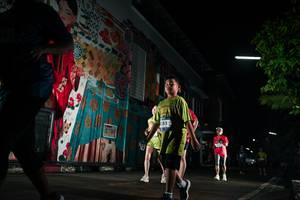 BIB: 585
                            <button type="button" onclick="openModal(26267079)" class="btn btn-primary btn-sm float-right btn-popup" data-toggle="modal" data-target=".modal-high-quality">
                        <i class="fas fa-shopping-cart"></i> Add to Cart
                    </button>
                                            <button type="button" onclick="isThisMe(26267079, true)" class="btn btn-success btn-sm float-right btn-popup btn-isme hidden" data-toggle="tooltip" data-placement="bottom" title="นี่คือรูปของคุณใช่ไหม คลิกที่นี่เพื่อเอาเข้าอัลบั้ม">
                        <i class="fas fa-plus"></i> Add to album
                    </button>
                    <button type="button" onclick="isThisMe(26267079, false)" class="btn btn-warning btn-sm float-right btn-popup btn-isnotme hidden">
                        <i class="fas fa-ban"></i> Remove from album
                    </button>