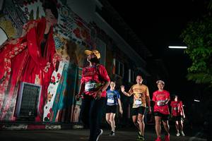 BIB: 4503
                            <button type="button" onclick="openModal(26266664)" class="btn btn-primary btn-sm float-right btn-popup" data-toggle="modal" data-target=".modal-high-quality">
                        <i class="fas fa-shopping-cart"></i> Add to Cart
                    </button>
                                            <button type="button" onclick="isThisMe(26266664, true)" class="btn btn-success btn-sm float-right btn-popup btn-isme hidden" data-toggle="tooltip" data-placement="bottom" title="นี่คือรูปของคุณใช่ไหม คลิกที่นี่เพื่อเอาเข้าอัลบั้ม">
                        <i class="fas fa-plus"></i> Add to album
                    </button>
                    <button type="button" onclick="isThisMe(26266664, false)" class="btn btn-warning btn-sm float-right btn-popup btn-isnotme hidden">
                        <i class="fas fa-ban"></i> Remove from album
                    </button>