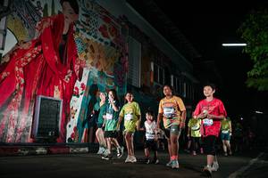 BIB: 1094, 3647
                            <button type="button" onclick="openModal(26267522)" class="btn btn-primary btn-sm float-right btn-popup" data-toggle="modal" data-target=".modal-high-quality">
                        <i class="fas fa-shopping-cart"></i> Add to Cart
                    </button>
                                            <button type="button" onclick="isThisMe(26267522, true)" class="btn btn-success btn-sm float-right btn-popup btn-isme hidden" data-toggle="tooltip" data-placement="bottom" title="นี่คือรูปของคุณใช่ไหม คลิกที่นี่เพื่อเอาเข้าอัลบั้ม">
                        <i class="fas fa-plus"></i> Add to album
                    </button>
                    <button type="button" onclick="isThisMe(26267522, false)" class="btn btn-warning btn-sm float-right btn-popup btn-isnotme hidden">
                        <i class="fas fa-ban"></i> Remove from album
                    </button>