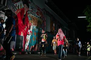 BIB: 
                            <button type="button" onclick="openModal(26267067)" class="btn btn-primary btn-sm float-right btn-popup" data-toggle="modal" data-target=".modal-high-quality">
                        <i class="fas fa-shopping-cart"></i> Add to Cart
                    </button>
                                            <button type="button" onclick="isThisMe(26267067, true)" class="btn btn-success btn-sm float-right btn-popup btn-isme hidden" data-toggle="tooltip" data-placement="bottom" title="นี่คือรูปของคุณใช่ไหม คลิกที่นี่เพื่อเอาเข้าอัลบั้ม">
                        <i class="fas fa-plus"></i> Add to album
                    </button>
                    <button type="button" onclick="isThisMe(26267067, false)" class="btn btn-warning btn-sm float-right btn-popup btn-isnotme hidden">
                        <i class="fas fa-ban"></i> Remove from album
                    </button>