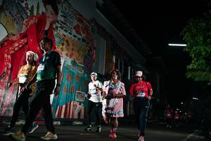 BIB: 6203
                            <button type="button" onclick="openModal(26266772)" class="btn btn-primary btn-sm float-right btn-popup" data-toggle="modal" data-target=".modal-high-quality">
                        <i class="fas fa-shopping-cart"></i> Add to Cart
                    </button>
                                            <button type="button" onclick="isThisMe(26266772, true)" class="btn btn-success btn-sm float-right btn-popup btn-isme hidden" data-toggle="tooltip" data-placement="bottom" title="นี่คือรูปของคุณใช่ไหม คลิกที่นี่เพื่อเอาเข้าอัลบั้ม">
                        <i class="fas fa-plus"></i> Add to album
                    </button>
                    <button type="button" onclick="isThisMe(26266772, false)" class="btn btn-warning btn-sm float-right btn-popup btn-isnotme hidden">
                        <i class="fas fa-ban"></i> Remove from album
                    </button>