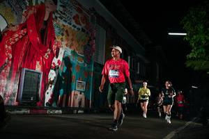 BIB: 1757
                            <button type="button" onclick="openModal(26266509)" class="btn btn-primary btn-sm float-right btn-popup" data-toggle="modal" data-target=".modal-high-quality">
                        <i class="fas fa-shopping-cart"></i> Add to Cart
                    </button>
                                            <button type="button" onclick="isThisMe(26266509, true)" class="btn btn-success btn-sm float-right btn-popup btn-isme hidden" data-toggle="tooltip" data-placement="bottom" title="นี่คือรูปของคุณใช่ไหม คลิกที่นี่เพื่อเอาเข้าอัลบั้ม">
                        <i class="fas fa-plus"></i> Add to album
                    </button>
                    <button type="button" onclick="isThisMe(26266509, false)" class="btn btn-warning btn-sm float-right btn-popup btn-isnotme hidden">
                        <i class="fas fa-ban"></i> Remove from album
                    </button>