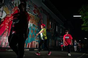 BIB: 4011
                            <button type="button" onclick="openModal(26267030)" class="btn btn-primary btn-sm float-right btn-popup" data-toggle="modal" data-target=".modal-high-quality">
                        <i class="fas fa-shopping-cart"></i> Add to Cart
                    </button>
                                            <button type="button" onclick="isThisMe(26267030, true)" class="btn btn-success btn-sm float-right btn-popup btn-isme hidden" data-toggle="tooltip" data-placement="bottom" title="นี่คือรูปของคุณใช่ไหม คลิกที่นี่เพื่อเอาเข้าอัลบั้ม">
                        <i class="fas fa-plus"></i> Add to album
                    </button>
                    <button type="button" onclick="isThisMe(26267030, false)" class="btn btn-warning btn-sm float-right btn-popup btn-isnotme hidden">
                        <i class="fas fa-ban"></i> Remove from album
                    </button>