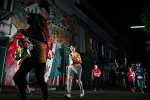 BIB: 423, 3045
                            <button type="button" onclick="openModal(26278472)" class="btn btn-primary btn-sm float-right btn-popup" data-toggle="modal" data-target=".modal-high-quality">
                        <i class="fas fa-shopping-cart"></i> Add to Cart
                    </button>
                                            <button type="button" onclick="isThisMe(26278472, true)" class="btn btn-success btn-sm float-right btn-popup btn-isme hidden" data-toggle="tooltip" data-placement="bottom" title="นี่คือรูปของคุณใช่ไหม คลิกที่นี่เพื่อเอาเข้าอัลบั้ม">
                        <i class="fas fa-plus"></i> Add to album
                    </button>
                    <button type="button" onclick="isThisMe(26278472, false)" class="btn btn-warning btn-sm float-right btn-popup btn-isnotme hidden">
                        <i class="fas fa-ban"></i> Remove from album
                    </button>