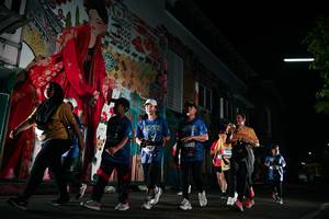 BIB: 
                            <button type="button" onclick="openModal(26267188)" class="btn btn-primary btn-sm float-right btn-popup" data-toggle="modal" data-target=".modal-high-quality">
                        <i class="fas fa-shopping-cart"></i> Add to Cart
                    </button>
                                            <button type="button" onclick="isThisMe(26267188, true)" class="btn btn-success btn-sm float-right btn-popup btn-isme hidden" data-toggle="tooltip" data-placement="bottom" title="นี่คือรูปของคุณใช่ไหม คลิกที่นี่เพื่อเอาเข้าอัลบั้ม">
                        <i class="fas fa-plus"></i> Add to album
                    </button>
                    <button type="button" onclick="isThisMe(26267188, false)" class="btn btn-warning btn-sm float-right btn-popup btn-isnotme hidden">
                        <i class="fas fa-ban"></i> Remove from album
                    </button>