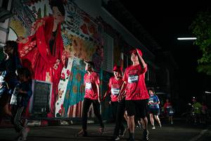 BIB: 1164, 1085
                            <button type="button" onclick="openModal(26267458)" class="btn btn-primary btn-sm float-right btn-popup" data-toggle="modal" data-target=".modal-high-quality">
                        <i class="fas fa-shopping-cart"></i> Add to Cart
                    </button>
                                            <button type="button" onclick="isThisMe(26267458, true)" class="btn btn-success btn-sm float-right btn-popup btn-isme hidden" data-toggle="tooltip" data-placement="bottom" title="นี่คือรูปของคุณใช่ไหม คลิกที่นี่เพื่อเอาเข้าอัลบั้ม">
                        <i class="fas fa-plus"></i> Add to album
                    </button>
                    <button type="button" onclick="isThisMe(26267458, false)" class="btn btn-warning btn-sm float-right btn-popup btn-isnotme hidden">
                        <i class="fas fa-ban"></i> Remove from album
                    </button>