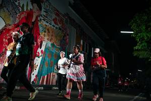 BIB: 
                            <button type="button" onclick="openModal(26266773)" class="btn btn-primary btn-sm float-right btn-popup" data-toggle="modal" data-target=".modal-high-quality">
                        <i class="fas fa-shopping-cart"></i> Add to Cart
                    </button>
                                            <button type="button" onclick="isThisMe(26266773, true)" class="btn btn-success btn-sm float-right btn-popup btn-isme hidden" data-toggle="tooltip" data-placement="bottom" title="นี่คือรูปของคุณใช่ไหม คลิกที่นี่เพื่อเอาเข้าอัลบั้ม">
                        <i class="fas fa-plus"></i> Add to album
                    </button>
                    <button type="button" onclick="isThisMe(26266773, false)" class="btn btn-warning btn-sm float-right btn-popup btn-isnotme hidden">
                        <i class="fas fa-ban"></i> Remove from album
                    </button>