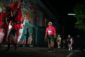 BIB: 1757
                            <button type="button" onclick="openModal(26266506)" class="btn btn-primary btn-sm float-right btn-popup" data-toggle="modal" data-target=".modal-high-quality">
                        <i class="fas fa-shopping-cart"></i> Add to Cart
                    </button>
                                            <button type="button" onclick="isThisMe(26266506, true)" class="btn btn-success btn-sm float-right btn-popup btn-isme hidden" data-toggle="tooltip" data-placement="bottom" title="นี่คือรูปของคุณใช่ไหม คลิกที่นี่เพื่อเอาเข้าอัลบั้ม">
                        <i class="fas fa-plus"></i> Add to album
                    </button>
                    <button type="button" onclick="isThisMe(26266506, false)" class="btn btn-warning btn-sm float-right btn-popup btn-isnotme hidden">
                        <i class="fas fa-ban"></i> Remove from album
                    </button>