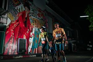 BIB: 1201, 3075
                            <button type="button" onclick="openModal(26267898)" class="btn btn-primary btn-sm float-right btn-popup" data-toggle="modal" data-target=".modal-high-quality">
                        <i class="fas fa-shopping-cart"></i> Add to Cart
                    </button>
                                            <button type="button" onclick="isThisMe(26267898, true)" class="btn btn-success btn-sm float-right btn-popup btn-isme hidden" data-toggle="tooltip" data-placement="bottom" title="นี่คือรูปของคุณใช่ไหม คลิกที่นี่เพื่อเอาเข้าอัลบั้ม">
                        <i class="fas fa-plus"></i> Add to album
                    </button>
                    <button type="button" onclick="isThisMe(26267898, false)" class="btn btn-warning btn-sm float-right btn-popup btn-isnotme hidden">
                        <i class="fas fa-ban"></i> Remove from album
                    </button>