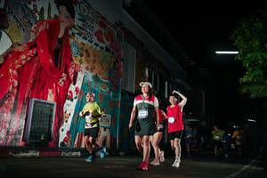 BIB: 4304
                            <button type="button" onclick="openModal(26277735)" class="btn btn-primary btn-sm float-right btn-popup" data-toggle="modal" data-target=".modal-high-quality">
                        <i class="fas fa-shopping-cart"></i> Add to Cart
                    </button>
                                            <button type="button" onclick="isThisMe(26277735, true)" class="btn btn-success btn-sm float-right btn-popup btn-isme hidden" data-toggle="tooltip" data-placement="bottom" title="นี่คือรูปของคุณใช่ไหม คลิกที่นี่เพื่อเอาเข้าอัลบั้ม">
                        <i class="fas fa-plus"></i> Add to album
                    </button>
                    <button type="button" onclick="isThisMe(26277735, false)" class="btn btn-warning btn-sm float-right btn-popup btn-isnotme hidden">
                        <i class="fas fa-ban"></i> Remove from album
                    </button>