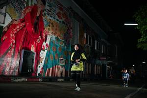 BIB: 
                            <button type="button" onclick="openModal(26281581)" class="btn btn-primary btn-sm float-right btn-popup" data-toggle="modal" data-target=".modal-high-quality">
                        <i class="fas fa-shopping-cart"></i> Add to Cart
                    </button>
                                            <button type="button" onclick="isThisMe(26281581, true)" class="btn btn-success btn-sm float-right btn-popup btn-isme hidden" data-toggle="tooltip" data-placement="bottom" title="นี่คือรูปของคุณใช่ไหม คลิกที่นี่เพื่อเอาเข้าอัลบั้ม">
                        <i class="fas fa-plus"></i> Add to album
                    </button>
                    <button type="button" onclick="isThisMe(26281581, false)" class="btn btn-warning btn-sm float-right btn-popup btn-isnotme hidden">
                        <i class="fas fa-ban"></i> Remove from album
                    </button>