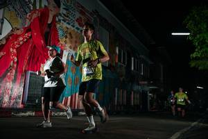 BIB: 312
                            <button type="button" onclick="openModal(26275623)" class="btn btn-primary btn-sm float-right btn-popup" data-toggle="modal" data-target=".modal-high-quality">
                        <i class="fas fa-shopping-cart"></i> Add to Cart
                    </button>
                                            <button type="button" onclick="isThisMe(26275623, true)" class="btn btn-success btn-sm float-right btn-popup btn-isme hidden" data-toggle="tooltip" data-placement="bottom" title="นี่คือรูปของคุณใช่ไหม คลิกที่นี่เพื่อเอาเข้าอัลบั้ม">
                        <i class="fas fa-plus"></i> Add to album
                    </button>
                    <button type="button" onclick="isThisMe(26275623, false)" class="btn btn-warning btn-sm float-right btn-popup btn-isnotme hidden">
                        <i class="fas fa-ban"></i> Remove from album
                    </button>