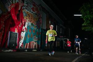 BIB: 4333
                            <button type="button" onclick="openModal(26275596)" class="btn btn-primary btn-sm float-right btn-popup" data-toggle="modal" data-target=".modal-high-quality">
                        <i class="fas fa-shopping-cart"></i> Add to Cart
                    </button>
                                            <button type="button" onclick="isThisMe(26275596, true)" class="btn btn-success btn-sm float-right btn-popup btn-isme hidden" data-toggle="tooltip" data-placement="bottom" title="นี่คือรูปของคุณใช่ไหม คลิกที่นี่เพื่อเอาเข้าอัลบั้ม">
                        <i class="fas fa-plus"></i> Add to album
                    </button>
                    <button type="button" onclick="isThisMe(26275596, false)" class="btn btn-warning btn-sm float-right btn-popup btn-isnotme hidden">
                        <i class="fas fa-ban"></i> Remove from album
                    </button>