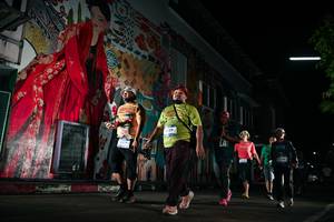 BIB: 
                            <button type="button" onclick="openModal(26267325)" class="btn btn-primary btn-sm float-right btn-popup" data-toggle="modal" data-target=".modal-high-quality">
                        <i class="fas fa-shopping-cart"></i> Add to Cart
                    </button>
                                            <button type="button" onclick="isThisMe(26267325, true)" class="btn btn-success btn-sm float-right btn-popup btn-isme hidden" data-toggle="tooltip" data-placement="bottom" title="นี่คือรูปของคุณใช่ไหม คลิกที่นี่เพื่อเอาเข้าอัลบั้ม">
                        <i class="fas fa-plus"></i> Add to album
                    </button>
                    <button type="button" onclick="isThisMe(26267325, false)" class="btn btn-warning btn-sm float-right btn-popup btn-isnotme hidden">
                        <i class="fas fa-ban"></i> Remove from album
                    </button>