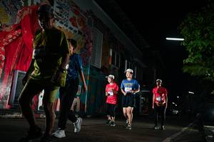 BIB: 
                            <button type="button" onclick="openModal(26267340)" class="btn btn-primary btn-sm float-right btn-popup" data-toggle="modal" data-target=".modal-high-quality">
                        <i class="fas fa-shopping-cart"></i> Add to Cart
                    </button>
                                            <button type="button" onclick="isThisMe(26267340, true)" class="btn btn-success btn-sm float-right btn-popup btn-isme hidden" data-toggle="tooltip" data-placement="bottom" title="นี่คือรูปของคุณใช่ไหม คลิกที่นี่เพื่อเอาเข้าอัลบั้ม">
                        <i class="fas fa-plus"></i> Add to album
                    </button>
                    <button type="button" onclick="isThisMe(26267340, false)" class="btn btn-warning btn-sm float-right btn-popup btn-isnotme hidden">
                        <i class="fas fa-ban"></i> Remove from album
                    </button>