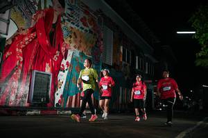 BIB: 4395
                            <button type="button" onclick="openModal(26267297)" class="btn btn-primary btn-sm float-right btn-popup" data-toggle="modal" data-target=".modal-high-quality">
                        <i class="fas fa-shopping-cart"></i> Add to Cart
                    </button>
                                            <button type="button" onclick="isThisMe(26267297, true)" class="btn btn-success btn-sm float-right btn-popup btn-isme hidden" data-toggle="tooltip" data-placement="bottom" title="นี่คือรูปของคุณใช่ไหม คลิกที่นี่เพื่อเอาเข้าอัลบั้ม">
                        <i class="fas fa-plus"></i> Add to album
                    </button>
                    <button type="button" onclick="isThisMe(26267297, false)" class="btn btn-warning btn-sm float-right btn-popup btn-isnotme hidden">
                        <i class="fas fa-ban"></i> Remove from album
                    </button>