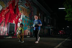 BIB: 
                            <button type="button" onclick="openModal(26281602)" class="btn btn-primary btn-sm float-right btn-popup" data-toggle="modal" data-target=".modal-high-quality">
                        <i class="fas fa-shopping-cart"></i> Add to Cart
                    </button>
                                            <button type="button" onclick="isThisMe(26281602, true)" class="btn btn-success btn-sm float-right btn-popup btn-isme hidden" data-toggle="tooltip" data-placement="bottom" title="นี่คือรูปของคุณใช่ไหม คลิกที่นี่เพื่อเอาเข้าอัลบั้ม">
                        <i class="fas fa-plus"></i> Add to album
                    </button>
                    <button type="button" onclick="isThisMe(26281602, false)" class="btn btn-warning btn-sm float-right btn-popup btn-isnotme hidden">
                        <i class="fas fa-ban"></i> Remove from album
                    </button>