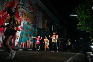 BIB: 
                            <button type="button" onclick="openModal(26275568)" class="btn btn-primary btn-sm float-right btn-popup" data-toggle="modal" data-target=".modal-high-quality">
                        <i class="fas fa-shopping-cart"></i> Add to Cart
                    </button>
                                            <button type="button" onclick="isThisMe(26275568, true)" class="btn btn-success btn-sm float-right btn-popup btn-isme hidden" data-toggle="tooltip" data-placement="bottom" title="นี่คือรูปของคุณใช่ไหม คลิกที่นี่เพื่อเอาเข้าอัลบั้ม">
                        <i class="fas fa-plus"></i> Add to album
                    </button>
                    <button type="button" onclick="isThisMe(26275568, false)" class="btn btn-warning btn-sm float-right btn-popup btn-isnotme hidden">
                        <i class="fas fa-ban"></i> Remove from album
                    </button>