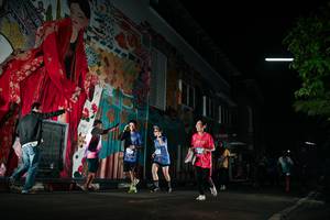 BIB: 
                            <button type="button" onclick="openModal(26278388)" class="btn btn-primary btn-sm float-right btn-popup" data-toggle="modal" data-target=".modal-high-quality">
                        <i class="fas fa-shopping-cart"></i> Add to Cart
                    </button>
                                            <button type="button" onclick="isThisMe(26278388, true)" class="btn btn-success btn-sm float-right btn-popup btn-isme hidden" data-toggle="tooltip" data-placement="bottom" title="นี่คือรูปของคุณใช่ไหม คลิกที่นี่เพื่อเอาเข้าอัลบั้ม">
                        <i class="fas fa-plus"></i> Add to album
                    </button>
                    <button type="button" onclick="isThisMe(26278388, false)" class="btn btn-warning btn-sm float-right btn-popup btn-isnotme hidden">
                        <i class="fas fa-ban"></i> Remove from album
                    </button>