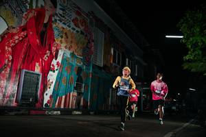 BIB: 3063
                            <button type="button" onclick="openModal(26275548)" class="btn btn-primary btn-sm float-right btn-popup" data-toggle="modal" data-target=".modal-high-quality">
                        <i class="fas fa-shopping-cart"></i> Add to Cart
                    </button>
                                            <button type="button" onclick="isThisMe(26275548, true)" class="btn btn-success btn-sm float-right btn-popup btn-isme hidden" data-toggle="tooltip" data-placement="bottom" title="นี่คือรูปของคุณใช่ไหม คลิกที่นี่เพื่อเอาเข้าอัลบั้ม">
                        <i class="fas fa-plus"></i> Add to album
                    </button>
                    <button type="button" onclick="isThisMe(26275548, false)" class="btn btn-warning btn-sm float-right btn-popup btn-isnotme hidden">
                        <i class="fas fa-ban"></i> Remove from album
                    </button>