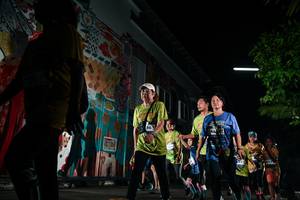 BIB: 
                            <button type="button" onclick="openModal(26266581)" class="btn btn-primary btn-sm float-right btn-popup" data-toggle="modal" data-target=".modal-high-quality">
                        <i class="fas fa-shopping-cart"></i> Add to Cart
                    </button>
                                            <button type="button" onclick="isThisMe(26266581, true)" class="btn btn-success btn-sm float-right btn-popup btn-isme hidden" data-toggle="tooltip" data-placement="bottom" title="นี่คือรูปของคุณใช่ไหม คลิกที่นี่เพื่อเอาเข้าอัลบั้ม">
                        <i class="fas fa-plus"></i> Add to album
                    </button>
                    <button type="button" onclick="isThisMe(26266581, false)" class="btn btn-warning btn-sm float-right btn-popup btn-isnotme hidden">
                        <i class="fas fa-ban"></i> Remove from album
                    </button>