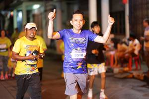 BIB: 3510
                            <button type="button" onclick="openModal(26239842)" class="btn btn-primary btn-sm float-right btn-popup" data-toggle="modal" data-target=".modal-high-quality">
                        <i class="fas fa-shopping-cart"></i> Add to Cart
                    </button>
                                            <button type="button" onclick="isThisMe(26239842, true)" class="btn btn-success btn-sm float-right btn-popup btn-isme hidden" data-toggle="tooltip" data-placement="bottom" title="นี่คือรูปของคุณใช่ไหม คลิกที่นี่เพื่อเอาเข้าอัลบั้ม">
                        <i class="fas fa-plus"></i> Add to album
                    </button>
                    <button type="button" onclick="isThisMe(26239842, false)" class="btn btn-warning btn-sm float-right btn-popup btn-isnotme hidden">
                        <i class="fas fa-ban"></i> Remove from album
                    </button>