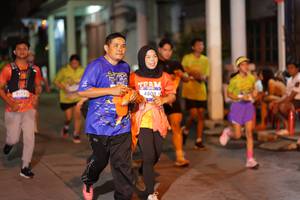 BIB: 3511, 4802
                            <button type="button" onclick="openModal(26240146)" class="btn btn-primary btn-sm float-right btn-popup" data-toggle="modal" data-target=".modal-high-quality">
                        <i class="fas fa-shopping-cart"></i> Add to Cart
                    </button>
                                            <button type="button" onclick="isThisMe(26240146, true)" class="btn btn-success btn-sm float-right btn-popup btn-isme hidden" data-toggle="tooltip" data-placement="bottom" title="นี่คือรูปของคุณใช่ไหม คลิกที่นี่เพื่อเอาเข้าอัลบั้ม">
                        <i class="fas fa-plus"></i> Add to album
                    </button>
                    <button type="button" onclick="isThisMe(26240146, false)" class="btn btn-warning btn-sm float-right btn-popup btn-isnotme hidden">
                        <i class="fas fa-ban"></i> Remove from album
                    </button>