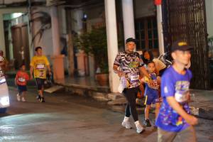 BIB: 433
                            <button type="button" onclick="openModal(26247103)" class="btn btn-primary btn-sm float-right btn-popup" data-toggle="modal" data-target=".modal-high-quality">
                        <i class="fas fa-shopping-cart"></i> Add to Cart
                    </button>
                                            <button type="button" onclick="isThisMe(26247103, true)" class="btn btn-success btn-sm float-right btn-popup btn-isme hidden" data-toggle="tooltip" data-placement="bottom" title="นี่คือรูปของคุณใช่ไหม คลิกที่นี่เพื่อเอาเข้าอัลบั้ม">
                        <i class="fas fa-plus"></i> Add to album
                    </button>
                    <button type="button" onclick="isThisMe(26247103, false)" class="btn btn-warning btn-sm float-right btn-popup btn-isnotme hidden">
                        <i class="fas fa-ban"></i> Remove from album
                    </button>