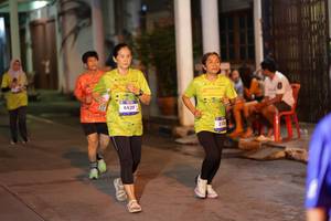 BIB: 4420, 312
                            <button type="button" onclick="openModal(26245579)" class="btn btn-primary btn-sm float-right btn-popup" data-toggle="modal" data-target=".modal-high-quality">
                        <i class="fas fa-shopping-cart"></i> Add to Cart
                    </button>
                                            <button type="button" onclick="isThisMe(26245579, true)" class="btn btn-success btn-sm float-right btn-popup btn-isme hidden" data-toggle="tooltip" data-placement="bottom" title="นี่คือรูปของคุณใช่ไหม คลิกที่นี่เพื่อเอาเข้าอัลบั้ม">
                        <i class="fas fa-plus"></i> Add to album
                    </button>
                    <button type="button" onclick="isThisMe(26245579, false)" class="btn btn-warning btn-sm float-right btn-popup btn-isnotme hidden">
                        <i class="fas fa-ban"></i> Remove from album
                    </button>