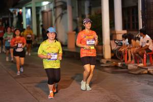 BIB: 653, 3915
                            <button type="button" onclick="openModal(26240399)" class="btn btn-primary btn-sm float-right btn-popup" data-toggle="modal" data-target=".modal-high-quality">
                        <i class="fas fa-shopping-cart"></i> Add to Cart
                    </button>
                                            <button type="button" onclick="isThisMe(26240399, true)" class="btn btn-success btn-sm float-right btn-popup btn-isme hidden" data-toggle="tooltip" data-placement="bottom" title="นี่คือรูปของคุณใช่ไหม คลิกที่นี่เพื่อเอาเข้าอัลบั้ม">
                        <i class="fas fa-plus"></i> Add to album
                    </button>
                    <button type="button" onclick="isThisMe(26240399, false)" class="btn btn-warning btn-sm float-right btn-popup btn-isnotme hidden">
                        <i class="fas fa-ban"></i> Remove from album
                    </button>